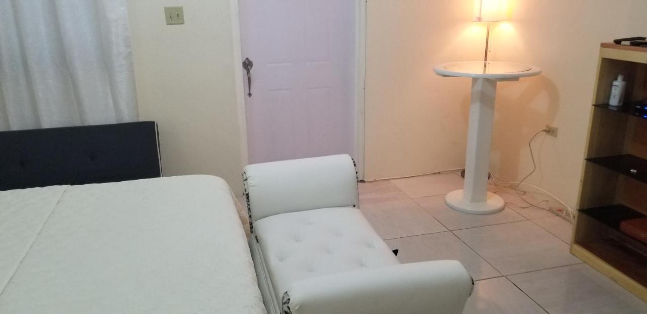 Kingston Hideaway Apartamento Exterior foto