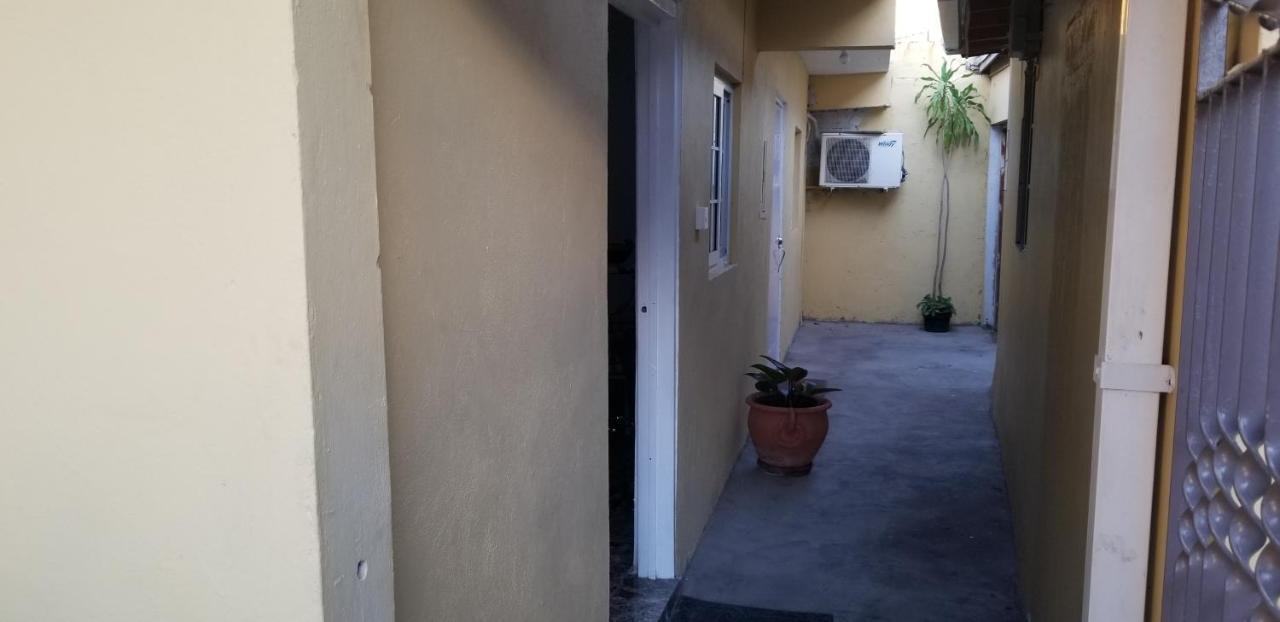 Kingston Hideaway Apartamento Exterior foto